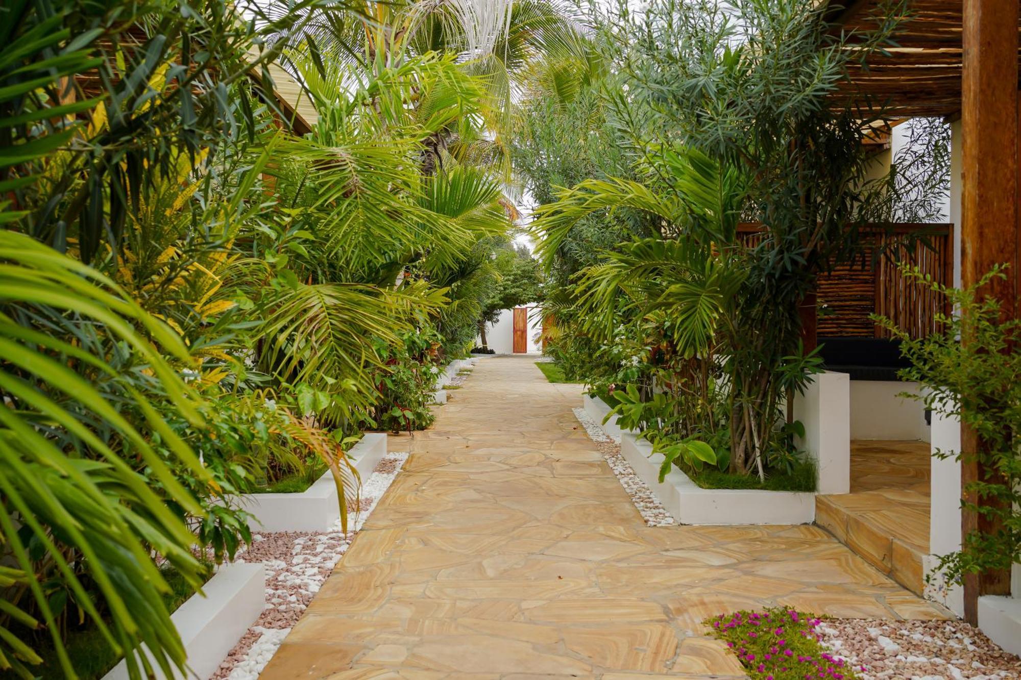 The Bali Resort Zanzibar Pingwe Exterior photo