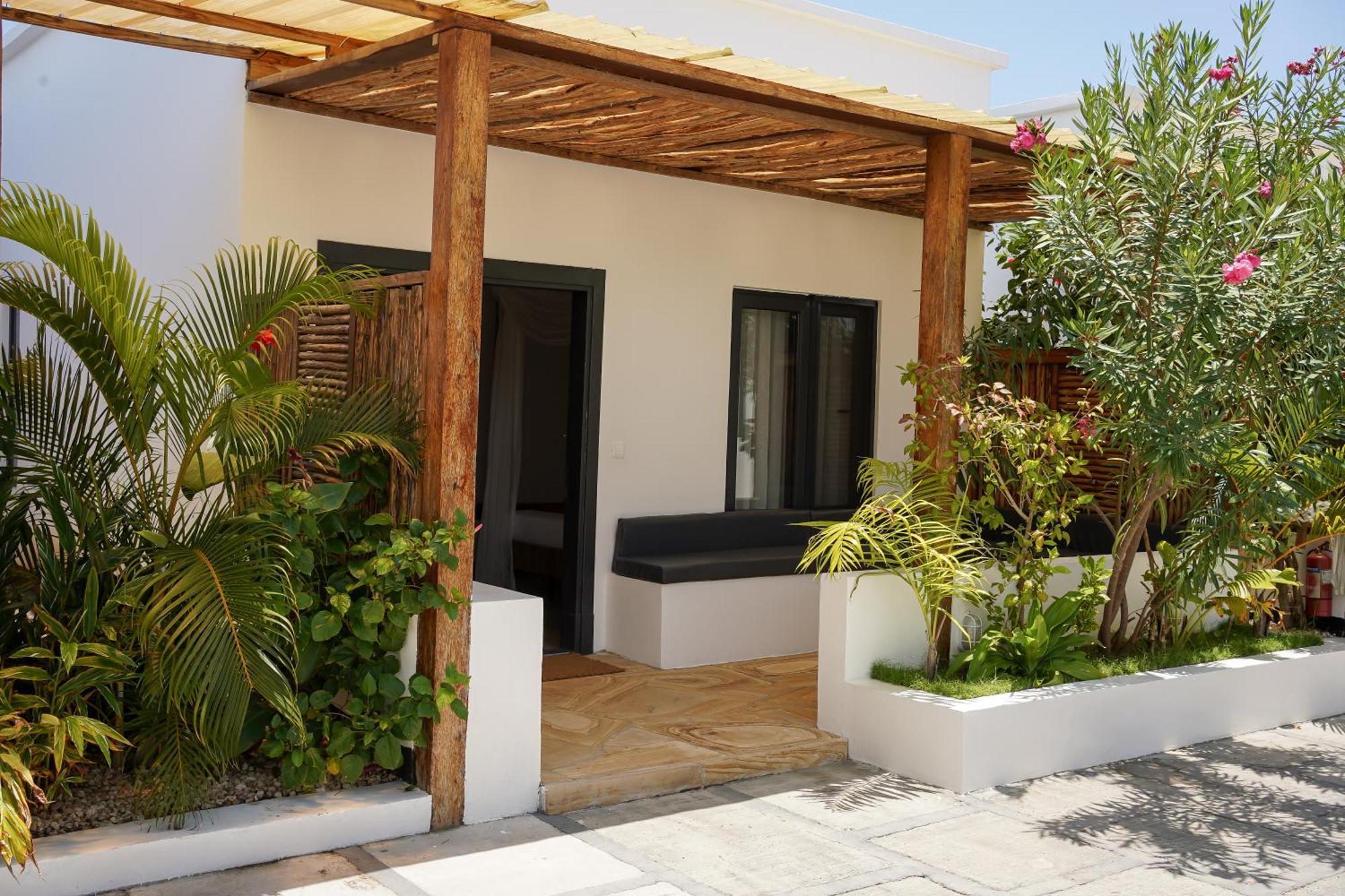 The Bali Resort Zanzibar Pingwe Exterior photo